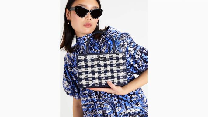 žene Kate Spade blejzer plavi multi sam ikona mala torba sa šljokicama od ginghama pribor 04HN215