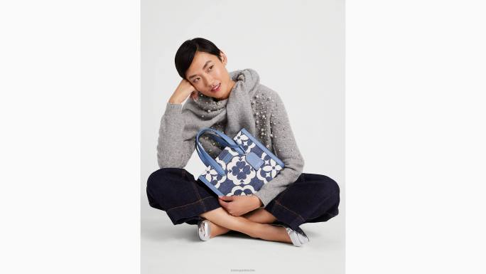 žene Kate Spade manta plava multi cvjetni monogram manhattan mala torba od šenile pribor 04HN266