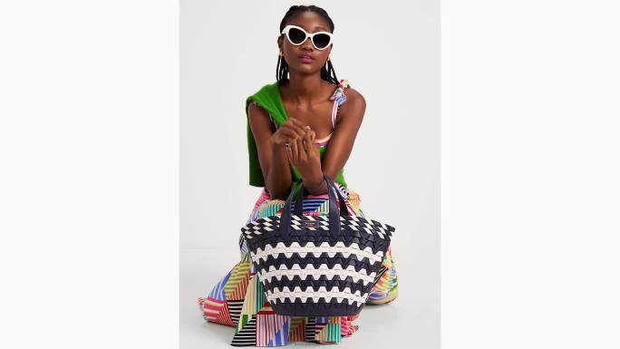 žene Kate Spade blejzer plavi multi mala torba od cik-cak tkane kože pribor 04HN252