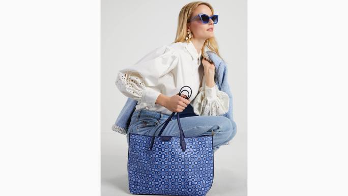 žene Kate Spade svemirski multi cvjetni monogram suton srednja torba pribor 04HN294